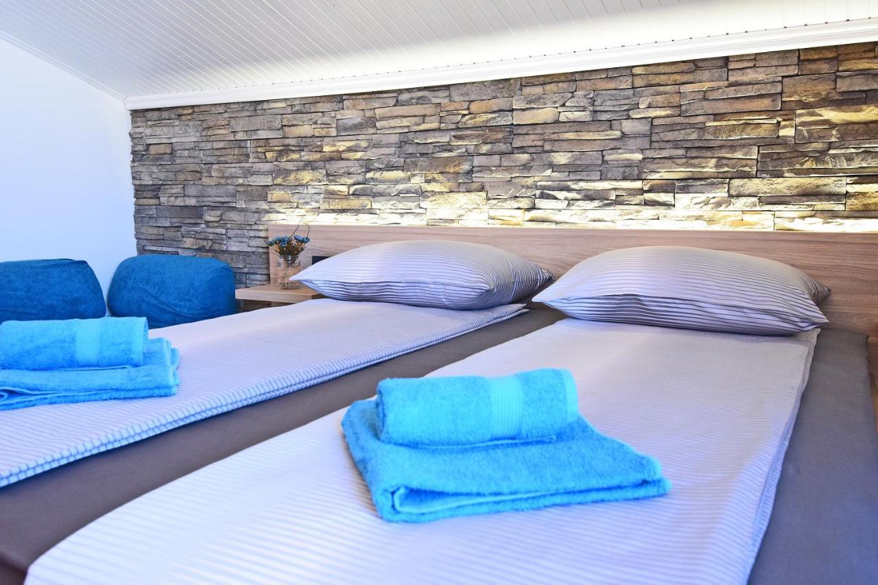 PUY Apartment Leona מראה חיצוני תמונה
