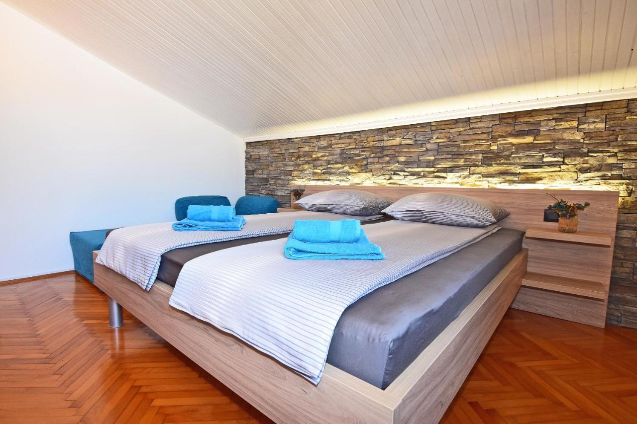 PUY Apartment Leona מראה חיצוני תמונה