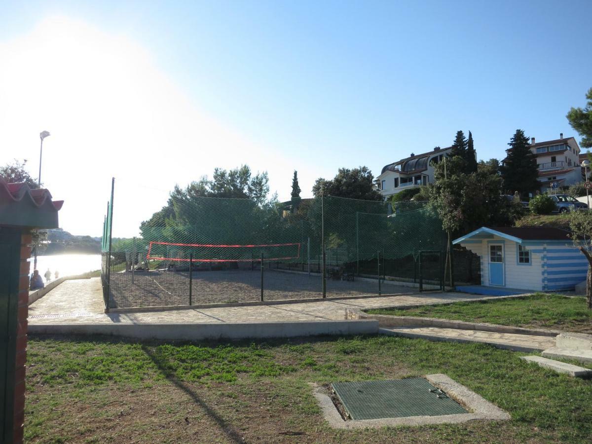 PUY Apartment Leona מראה חיצוני תמונה