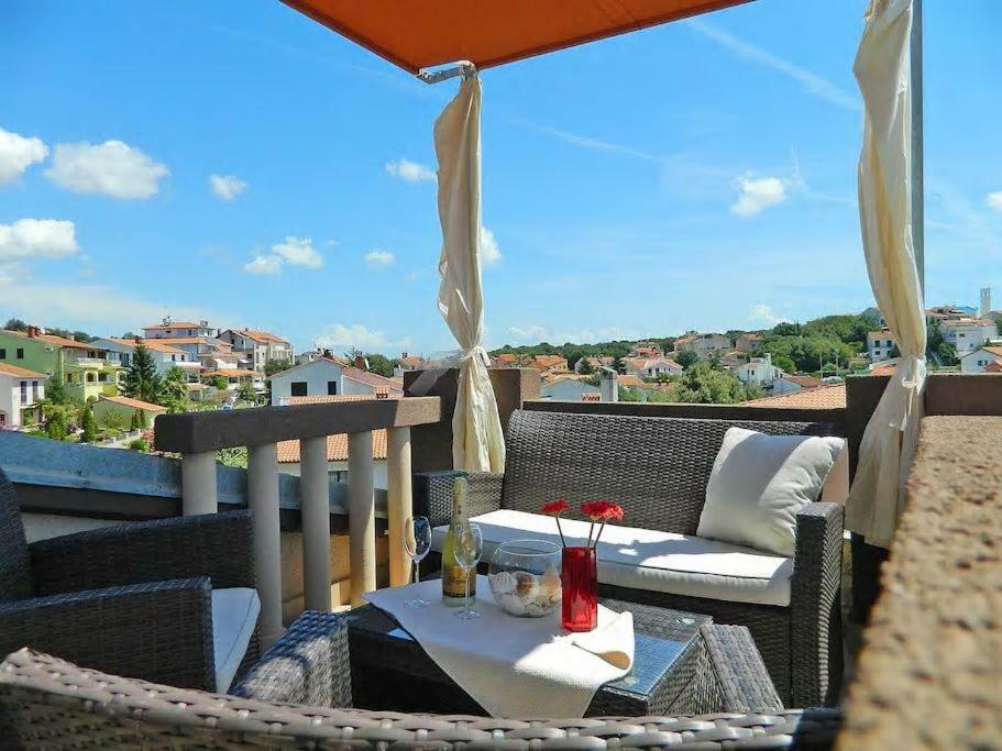 PUY Apartment Leona מראה חיצוני תמונה